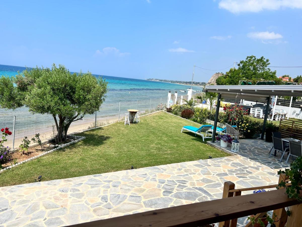 Beachfront Villa Athina Vergia ภายนอก รูปภาพ