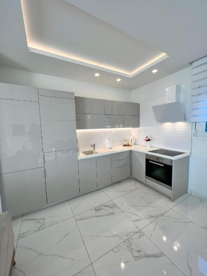 Beachfront Villa Athina Vergia ภายนอก รูปภาพ